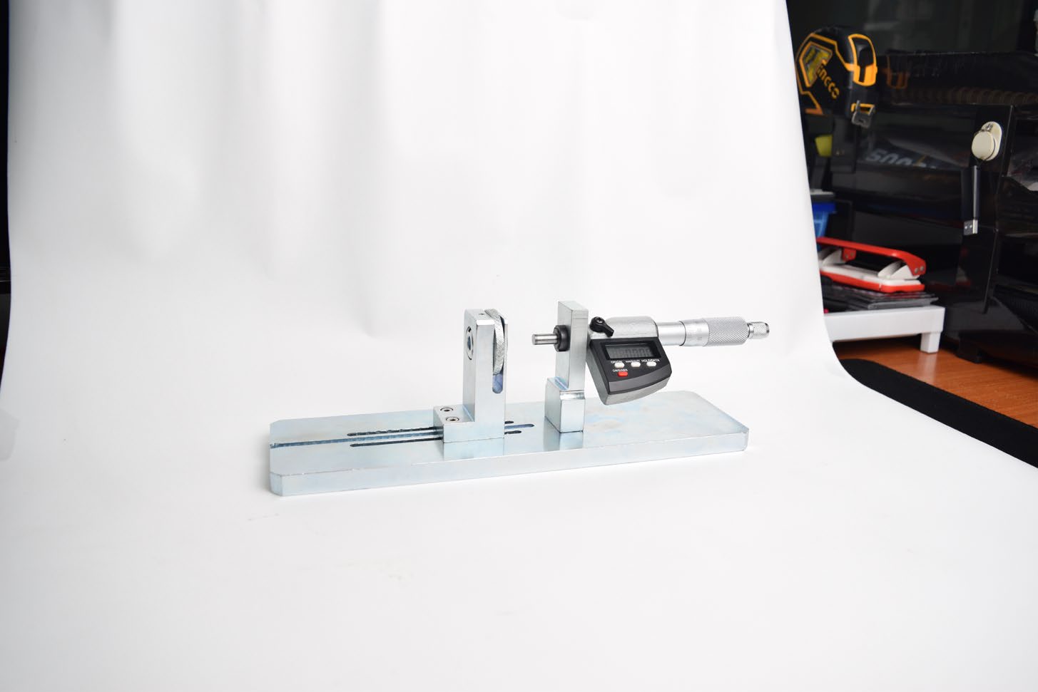 Dial Gauge Calibrator