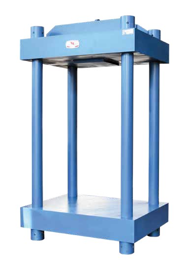 4 Column Rigid Reaction Frame 1000 Tons